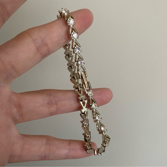 Avon Silver-Toned Tennis Bracelet with Cubic Zirconia Embellishments - Picture 6 of 7